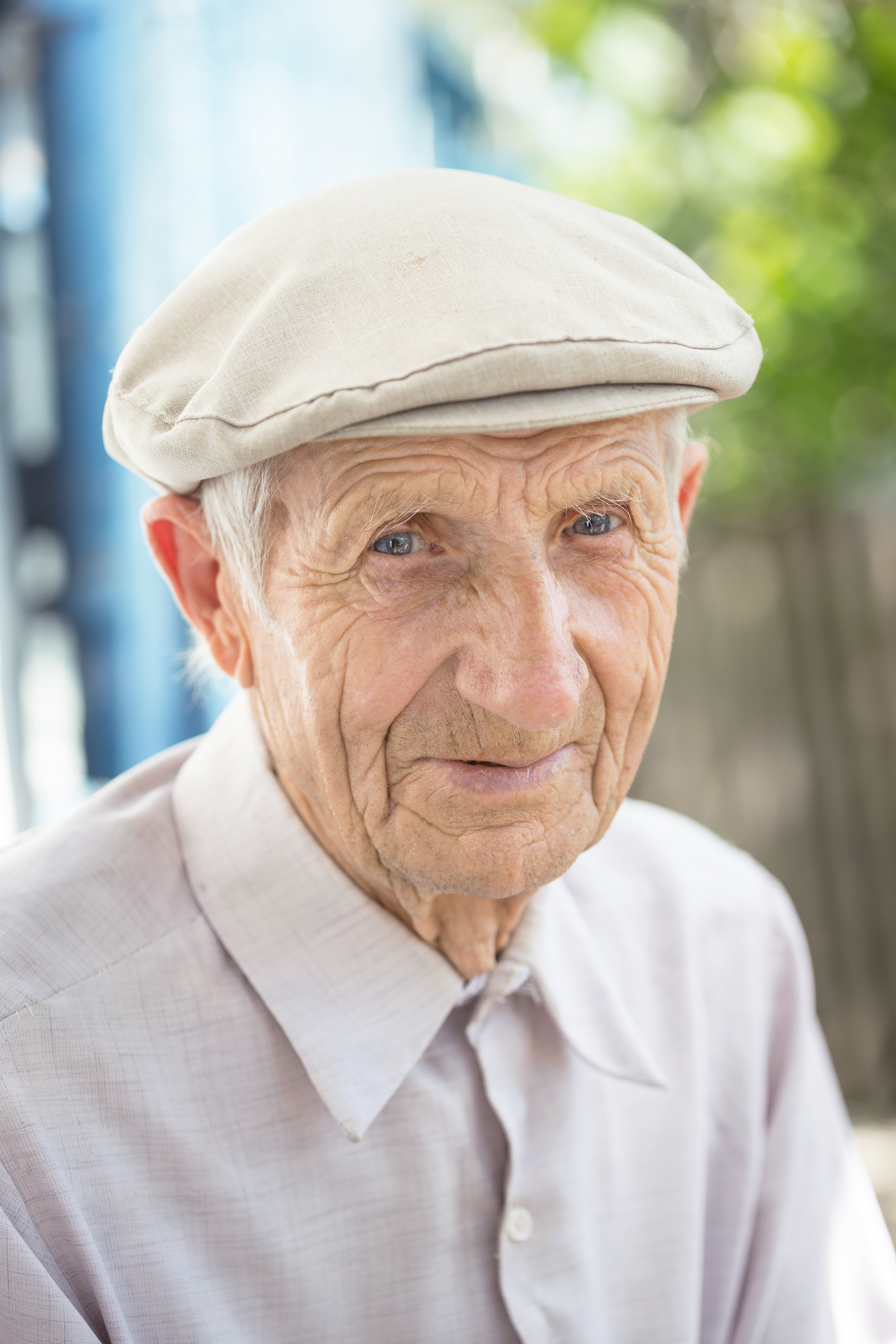 Do you provide care to people living with dementia? image